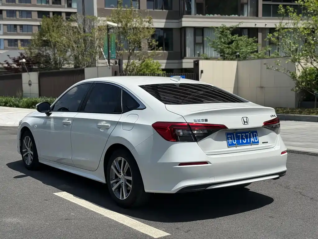 Honda Civic — миниатюра 7