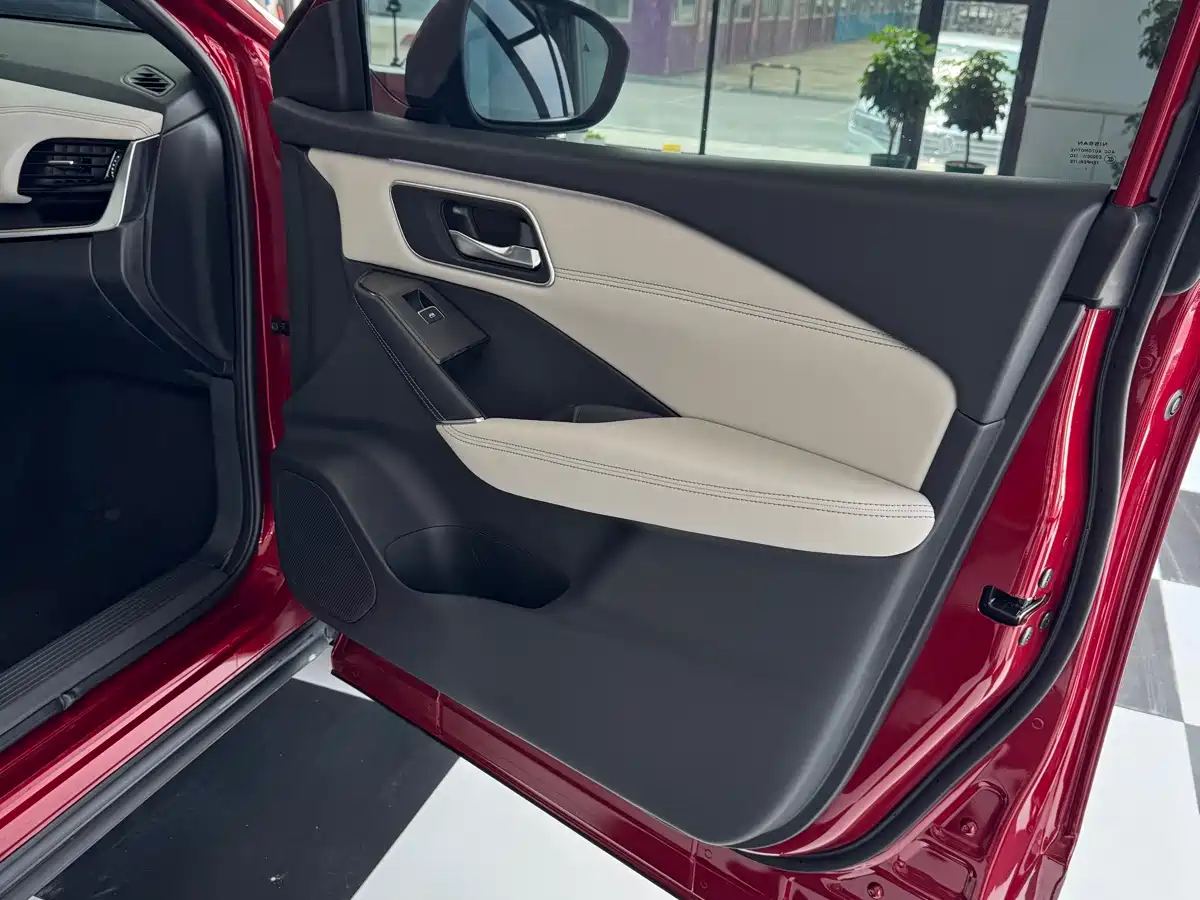 Nissan Qashqai 2023 Red/purple из Китая, фото 2
