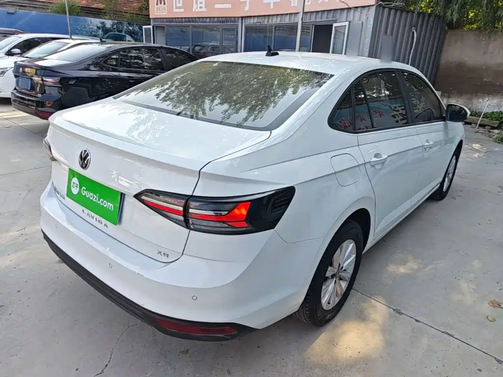 Volkswagen Lavida — миниатюра 7