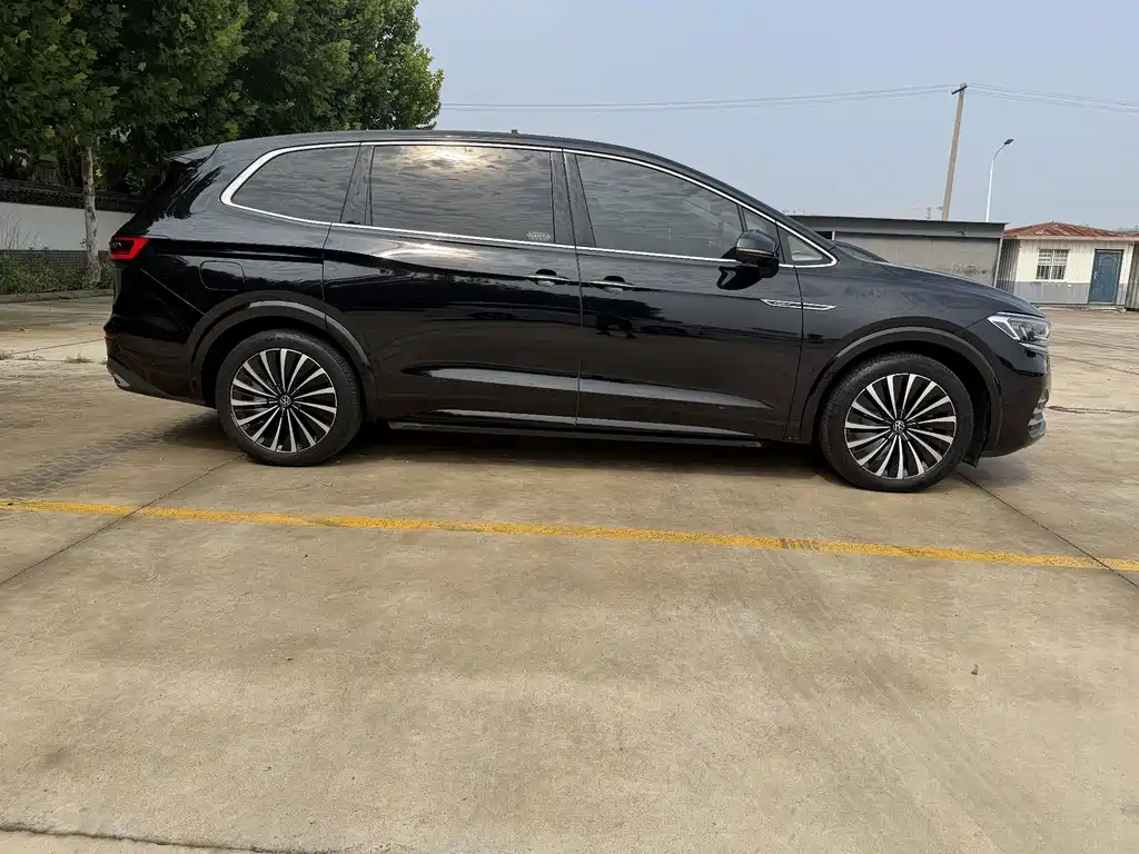 Volkswagen Viloran — миниатюра 5