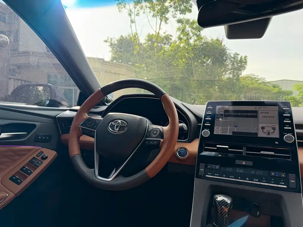 Toyota Avalon — миниатюра 18