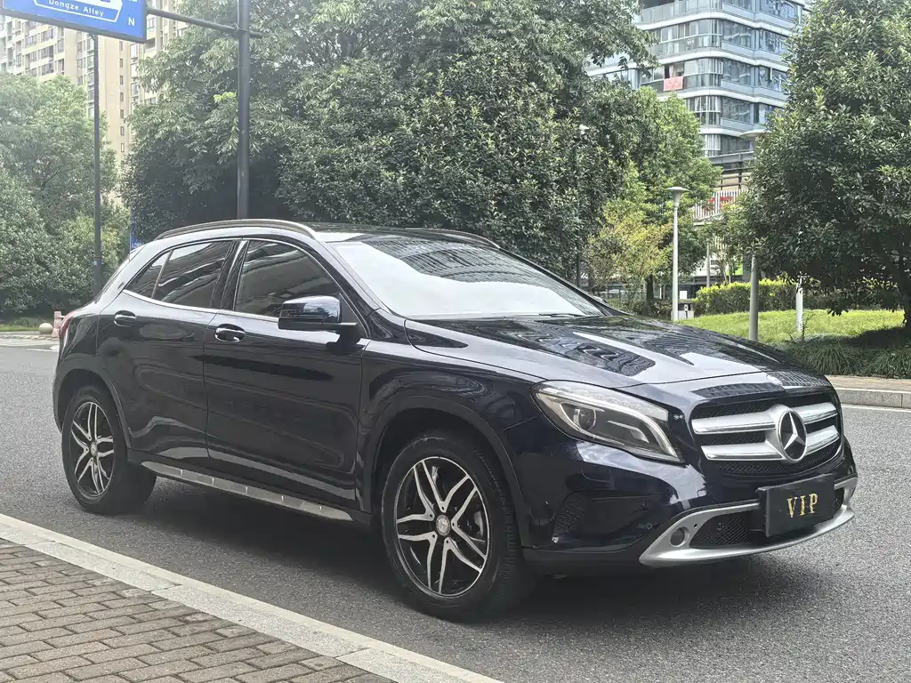 Mercedes-Benz GLA — миниатюра 3