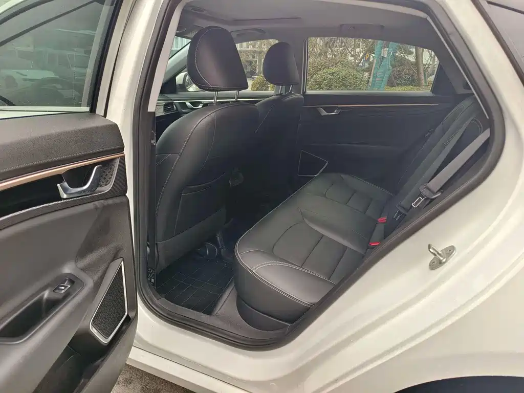 GEELY AUTOMOBILE EMGRAND