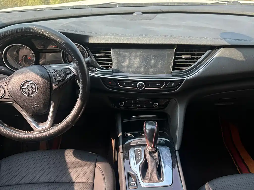 Buick Regal — миниатюра 6