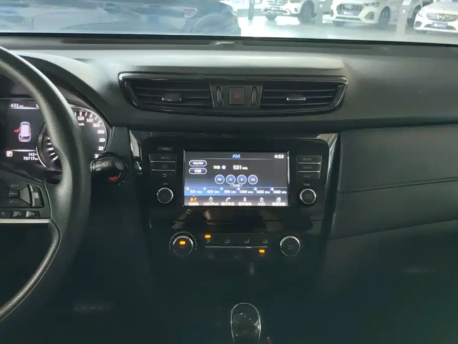 Nissan X-Trail — миниатюра 13