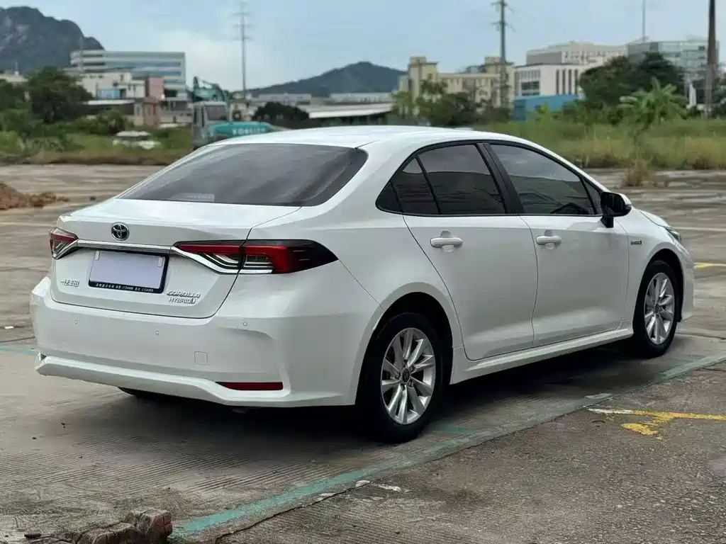 Toyota Corolla — миниатюра 9