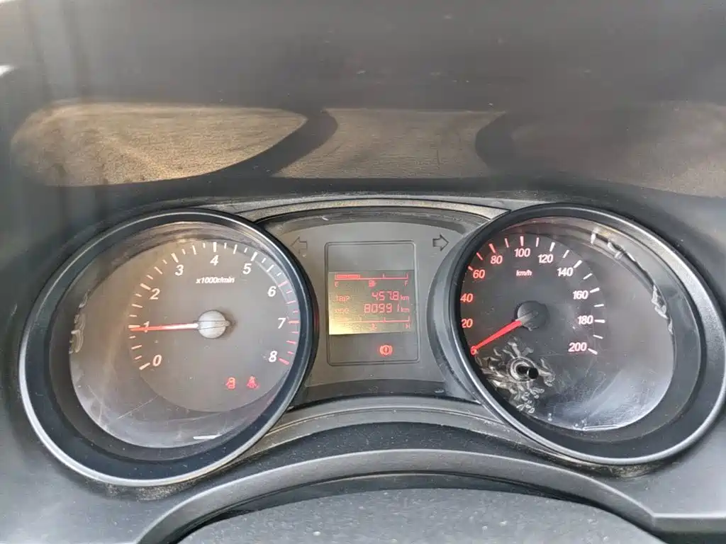 Wuling Hongguang — миниатюра 12