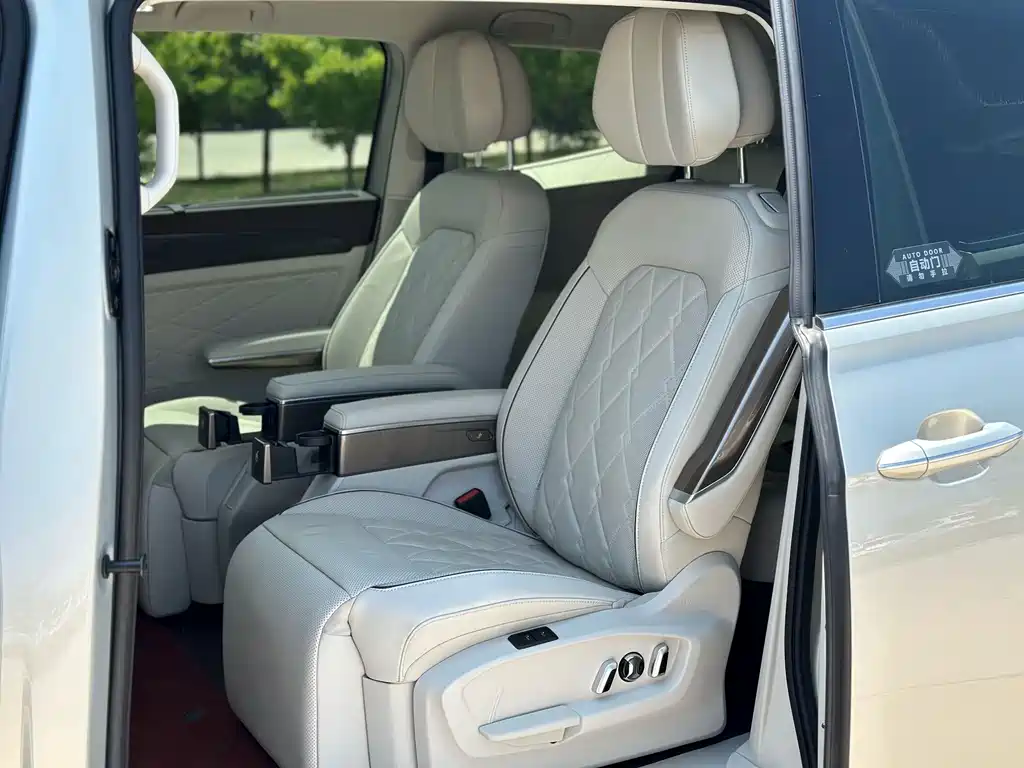Volkswagen Viloran — миниатюра 2
