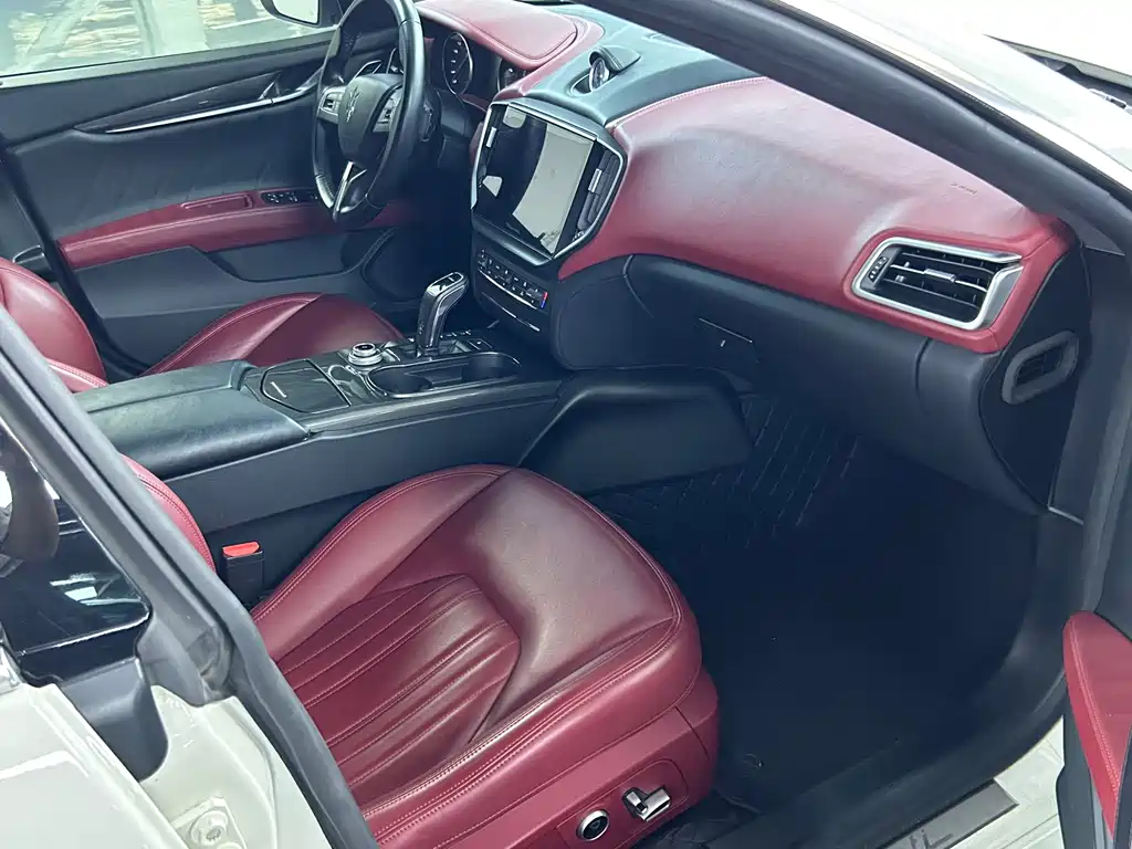 Maserati Ghibli — миниатюра 4