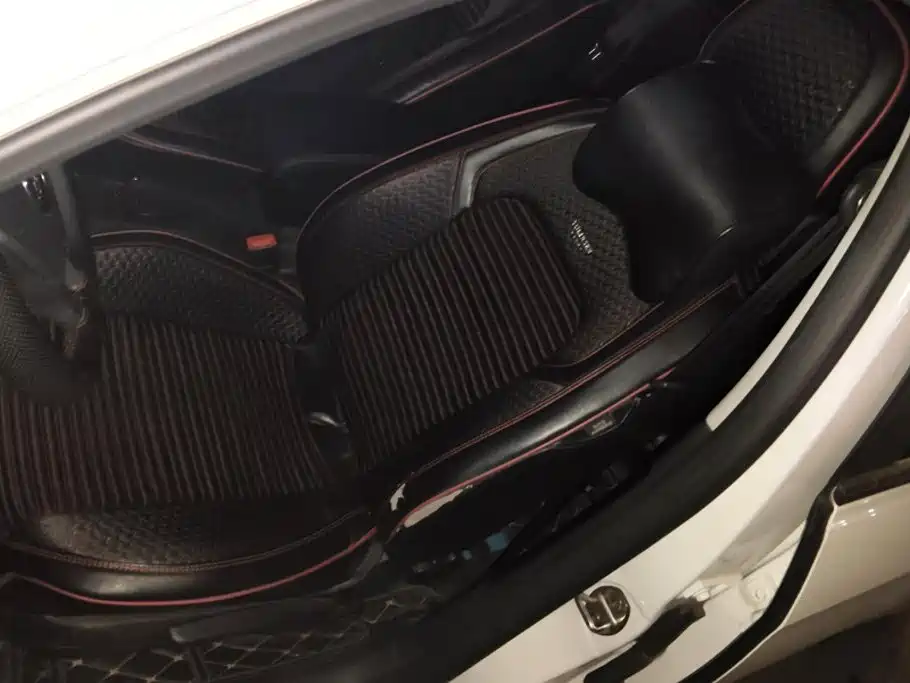 Volkswagen Lavida — миниатюра 9