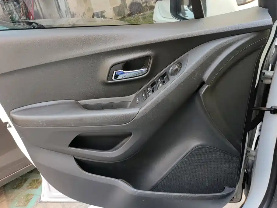 Chevrolet Trax — миниатюра 7