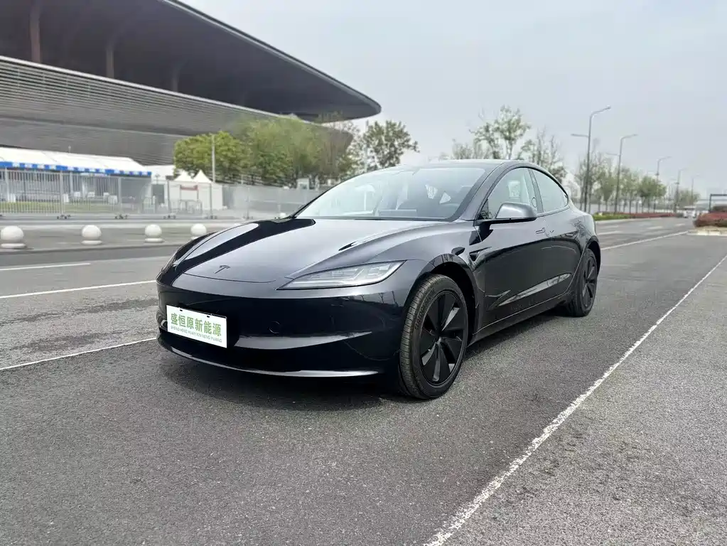 Tesla Model 3 2026