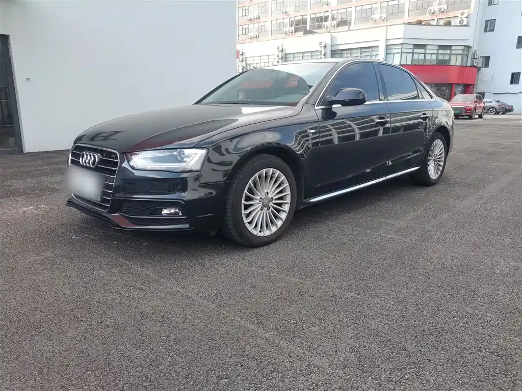 Audi A4L 2016