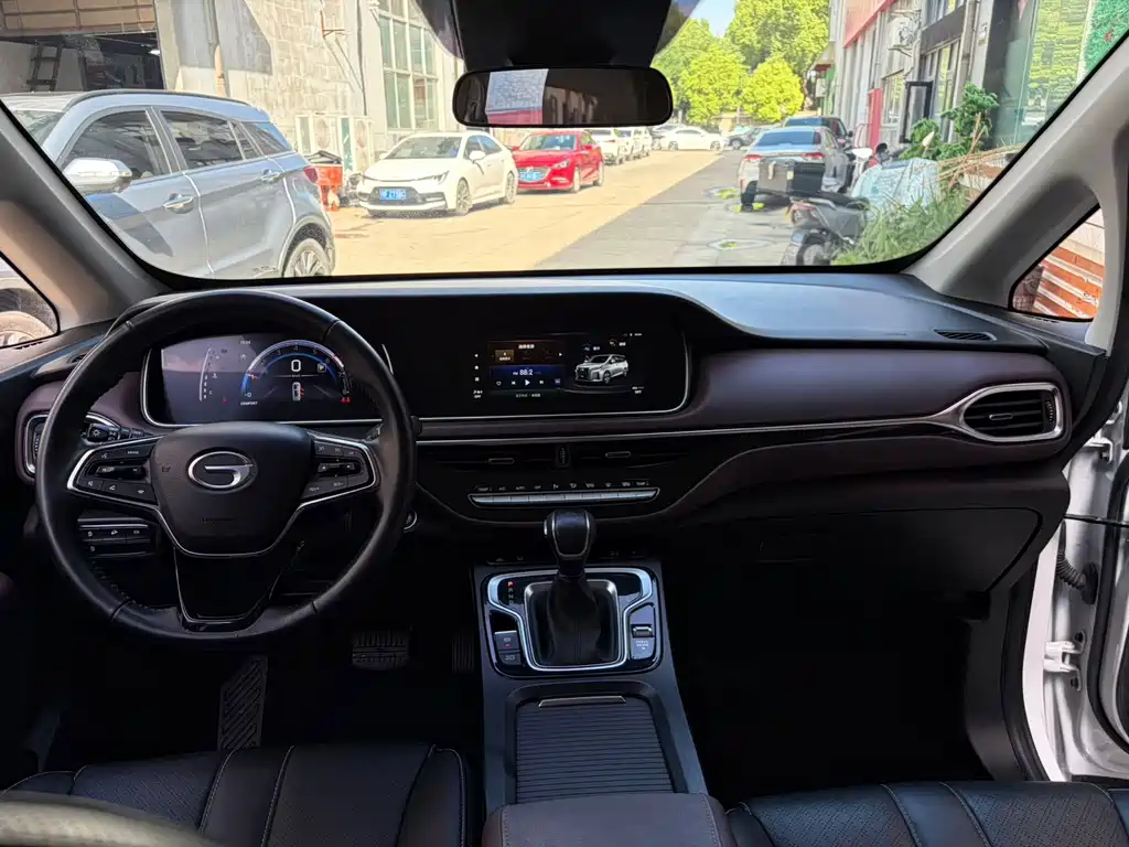 GAC Motor Trumpchi M6 — миниатюра 11