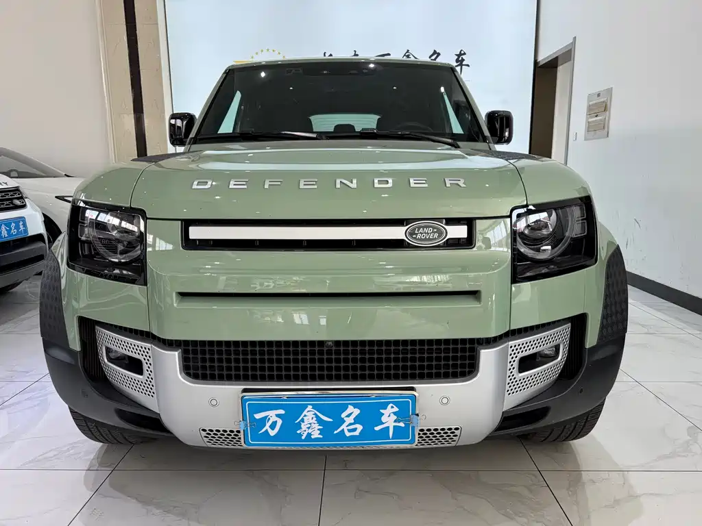 LAND ROVER  DEFENDER