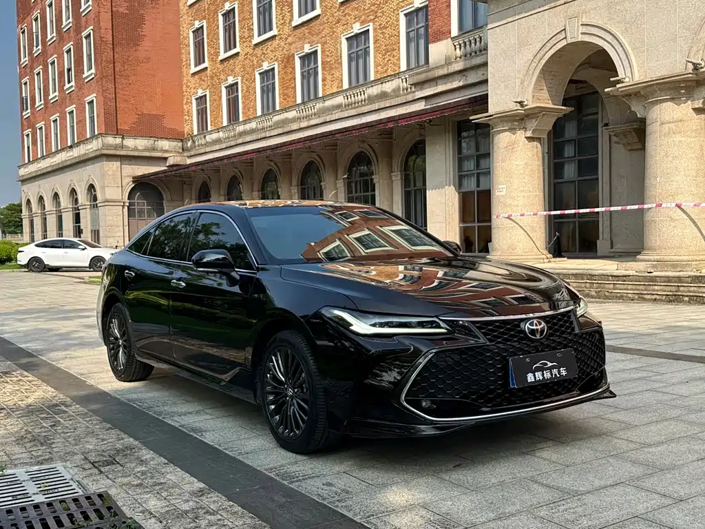 TOYOTA ASIAN DRAGON