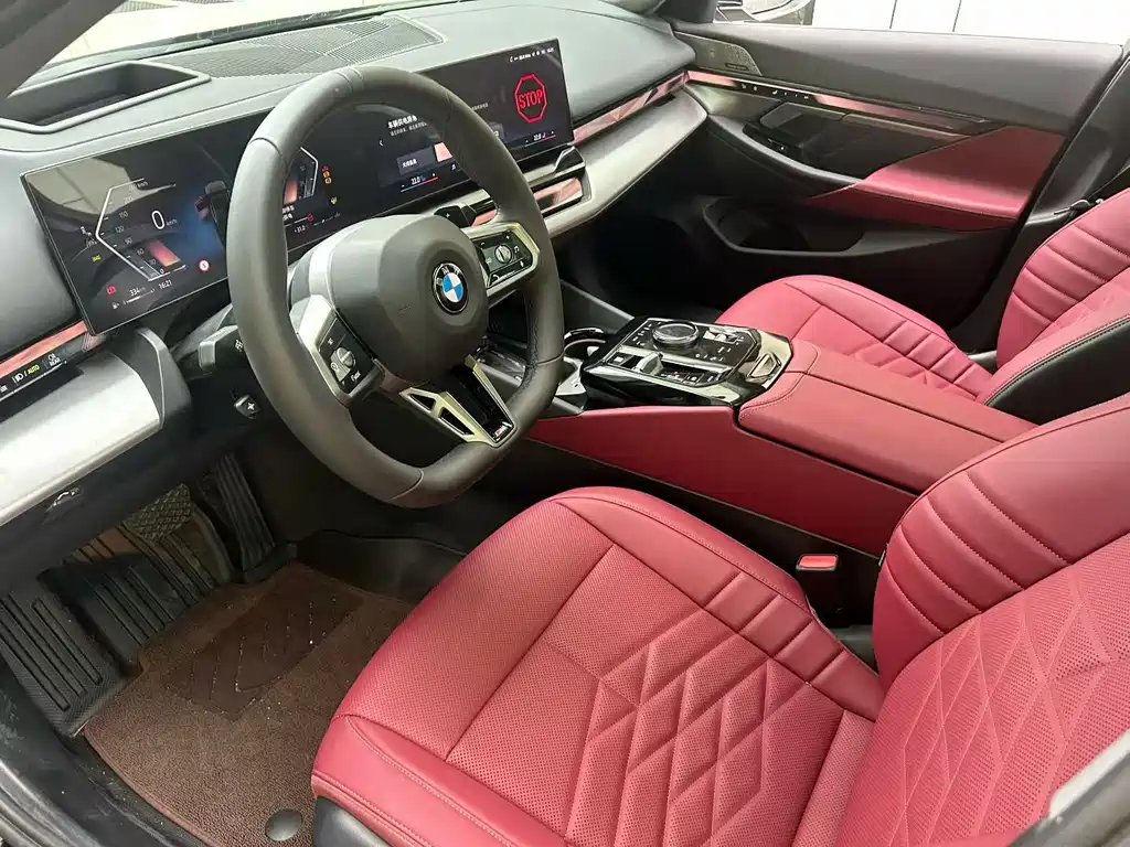 BMW 5 Series — миниатюра 4