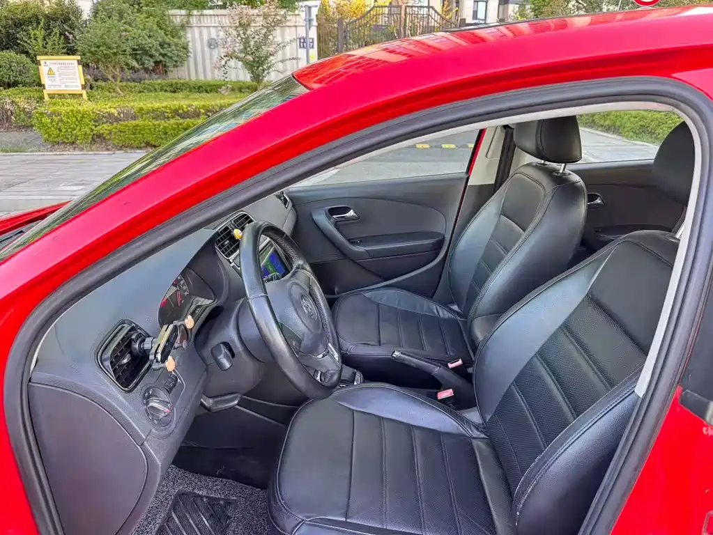Volkswagen Polo — миниатюра 8