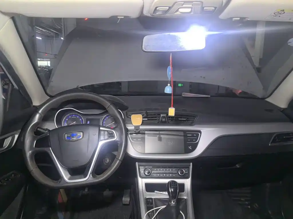 Geely Vision — миниатюра 5