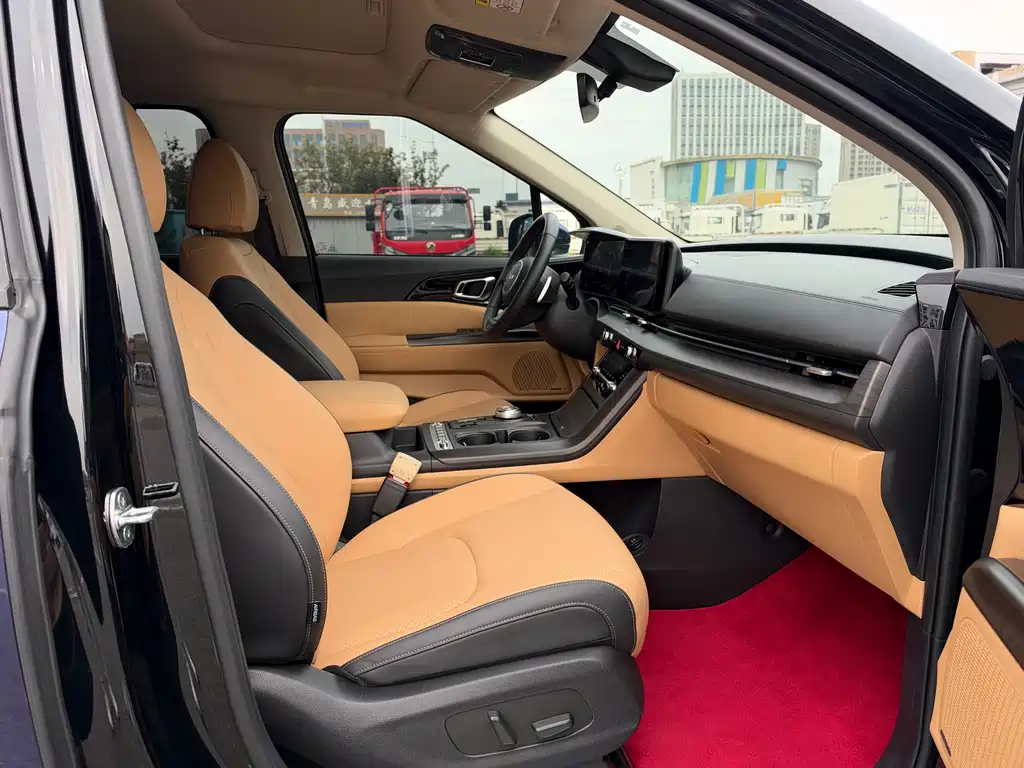 Kia Carnival — миниатюра 13
