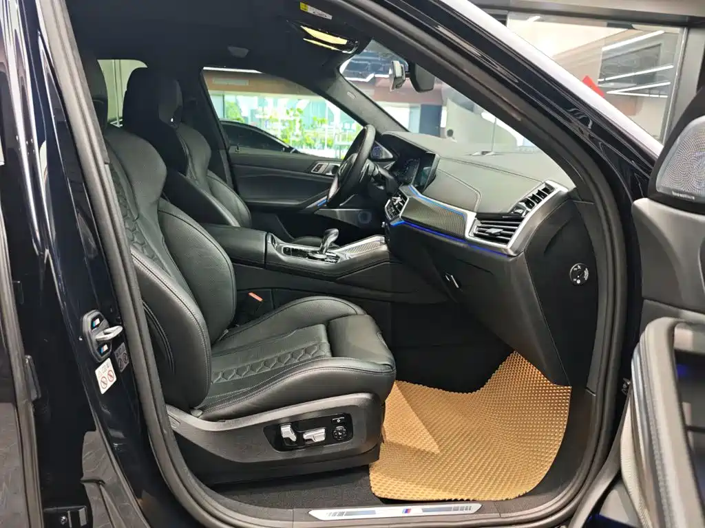 BMW X6 M — миниатюра 12