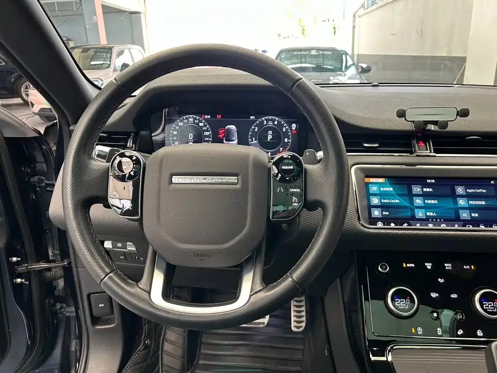 Land Rover Evoque — миниатюра 13