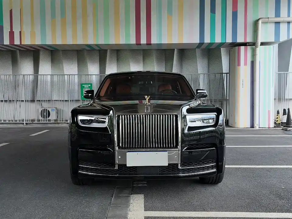 Rolls-Royce Phantom — миниатюра 2