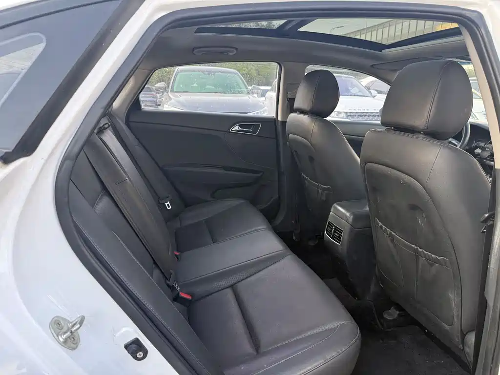Hyundai Mistra 2019 1.8L AT GLS VI