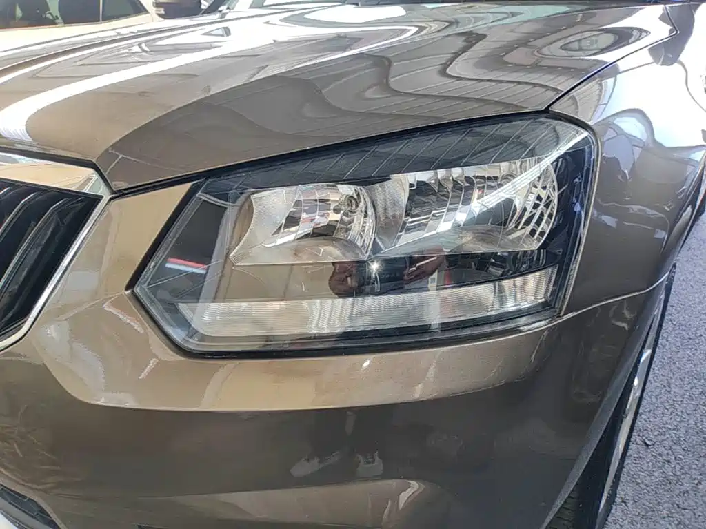 Skoda Yeti — миниатюра 24