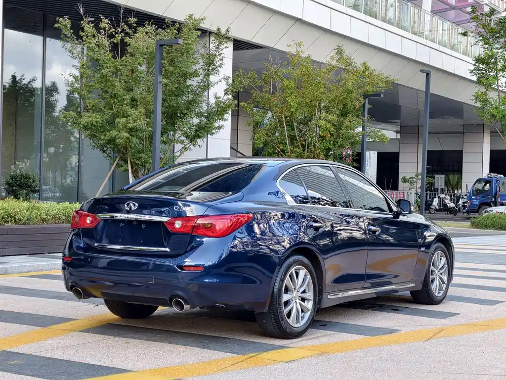 Infiniti Q50L — миниатюра 4