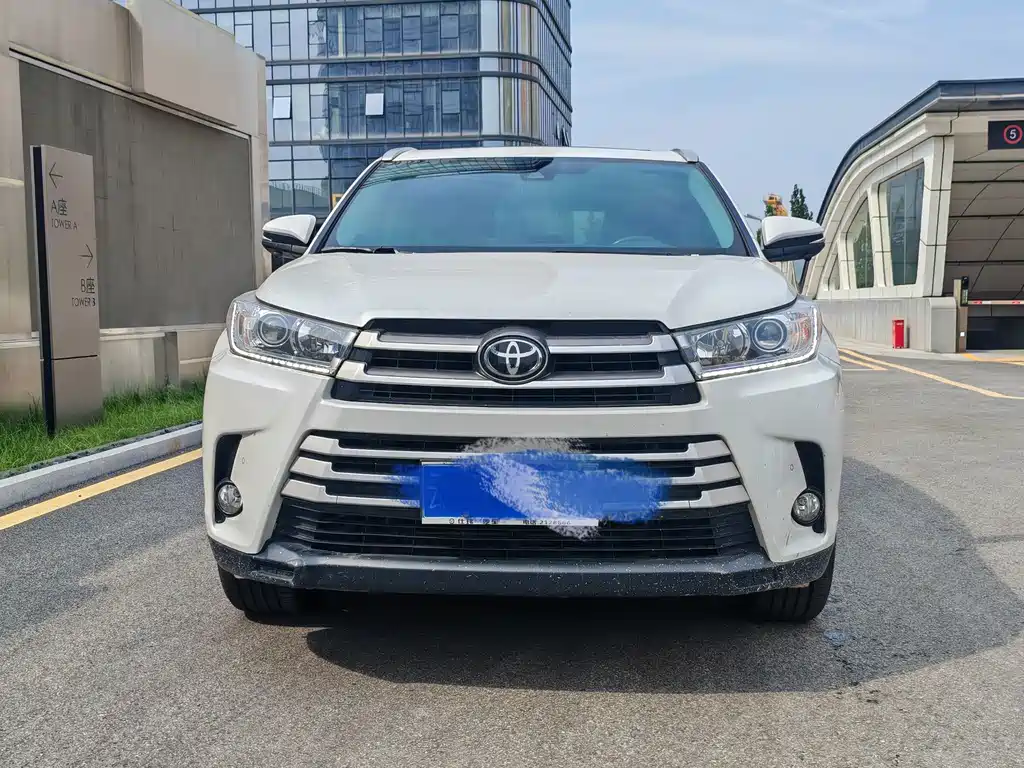 Toyota Highlander — миниатюра 2