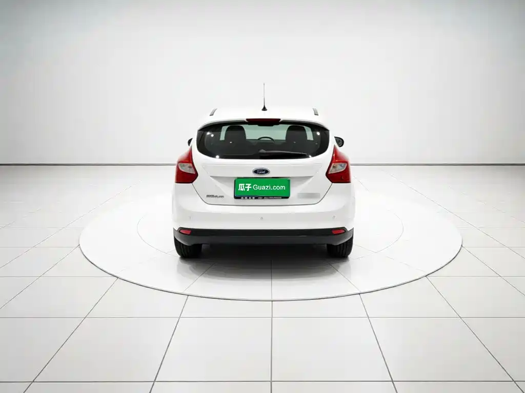Ford Focus — миниатюра 5