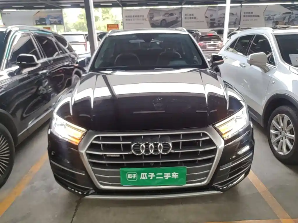 Audi Q5L 2018 40 TFSI V