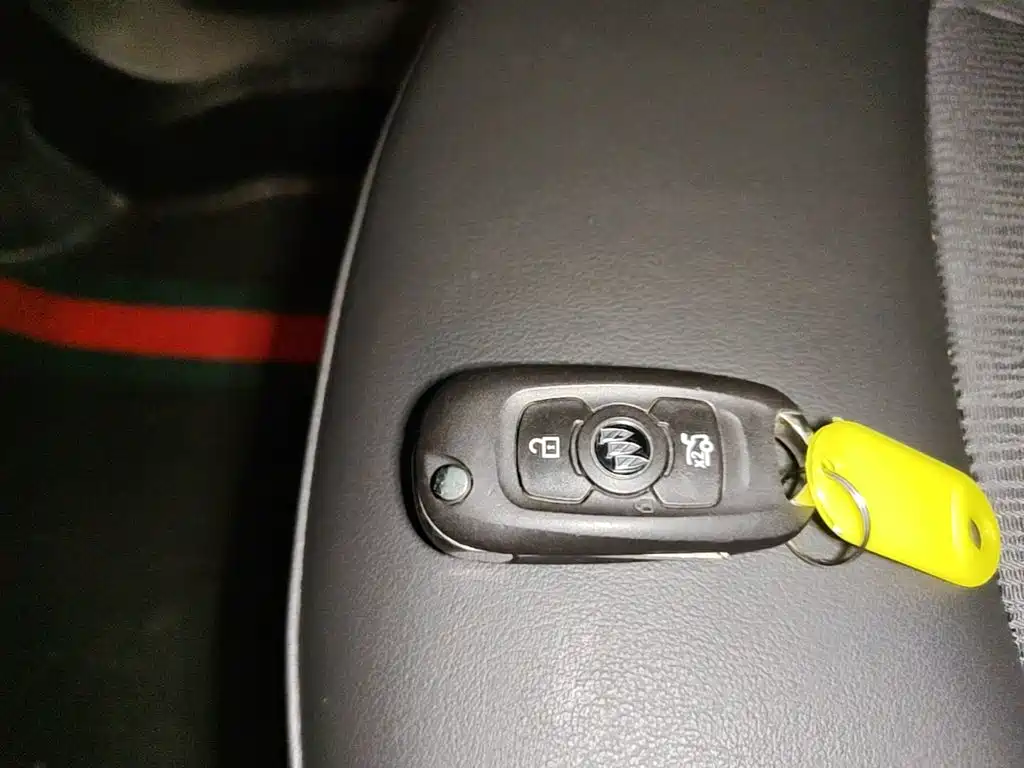Buick Verano — миниатюра 9