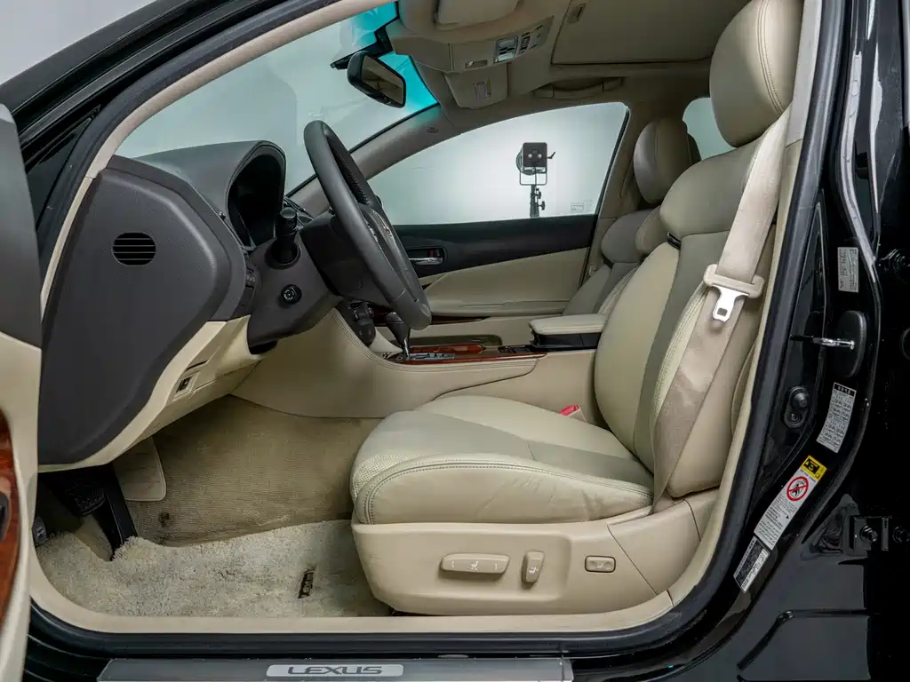 Lexus GS — миниатюра 5