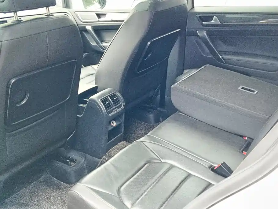 Volkswagen Golf Sportsvan — миниатюра 11