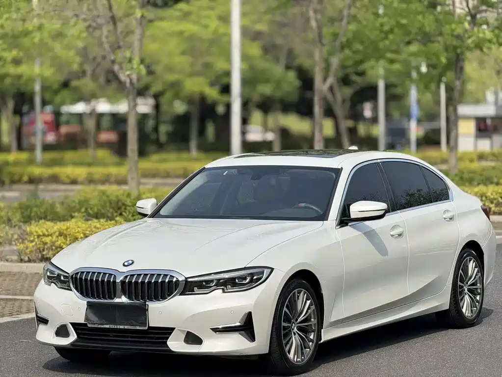 Купить BMW 3 Series