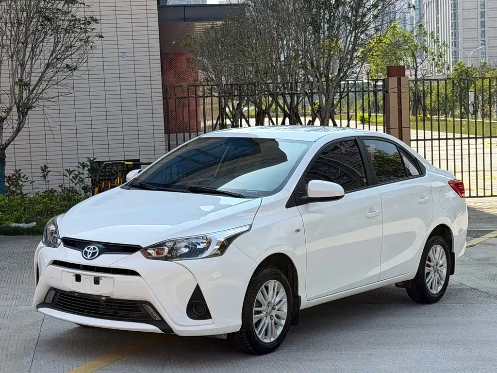 Toyota Yaris L 2019