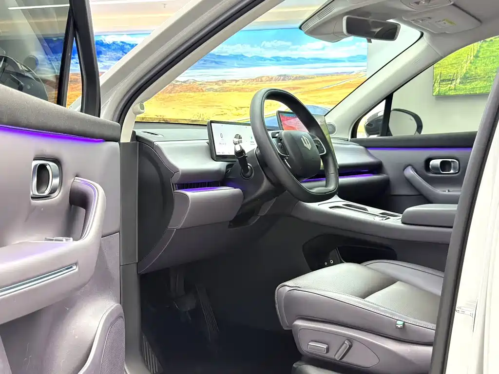 Leapmotor Leapmotor C10 — миниатюра 5