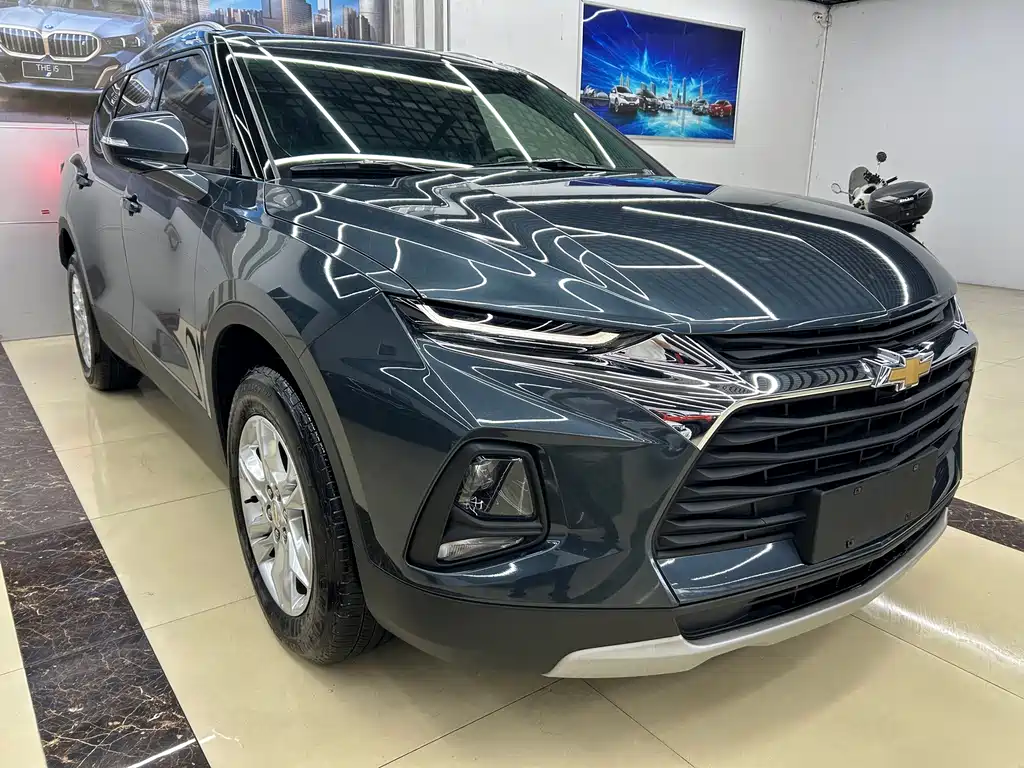 Chevrolet Blazer — миниатюра 3