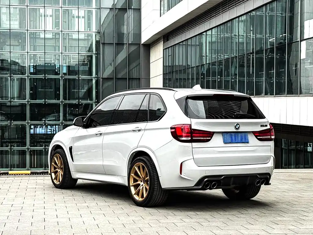BMW X5 M