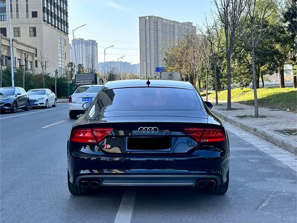 Audi S7 2013 4.0 TFSI quattro