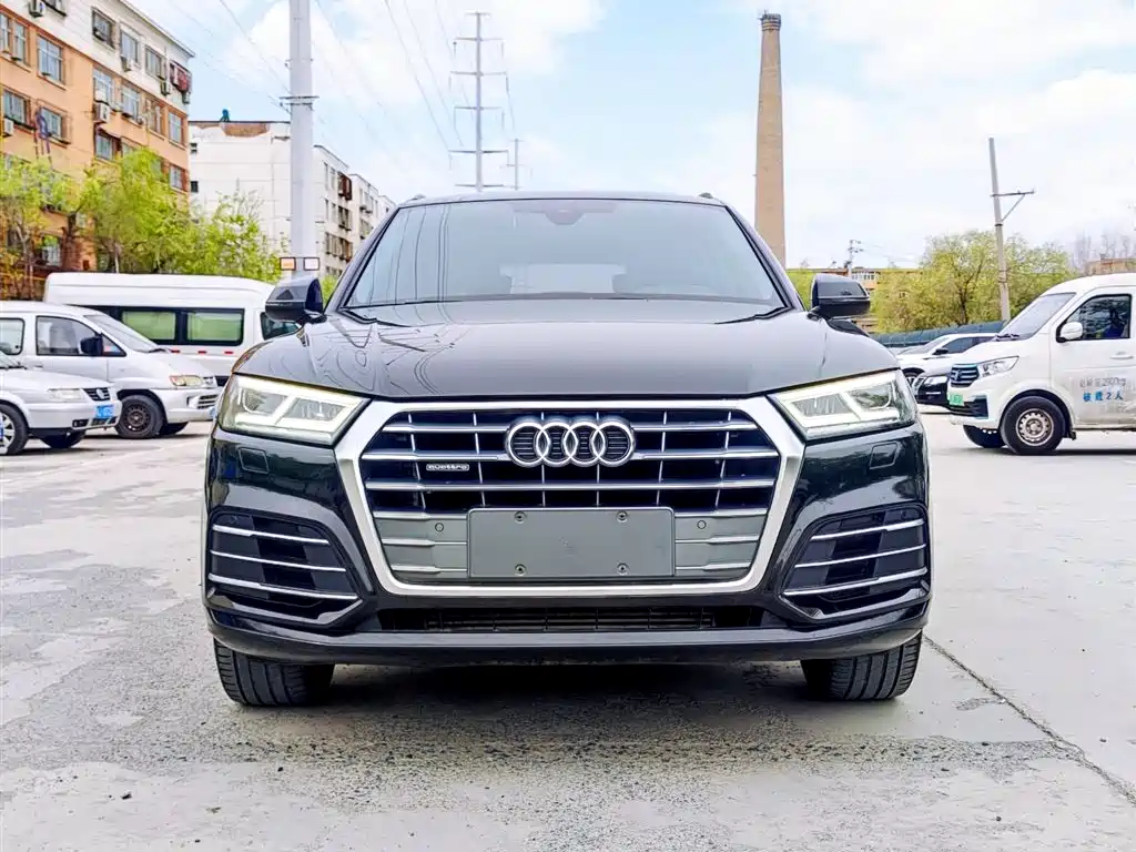 Audi Q5L 2018 40 TFSI Fashion V