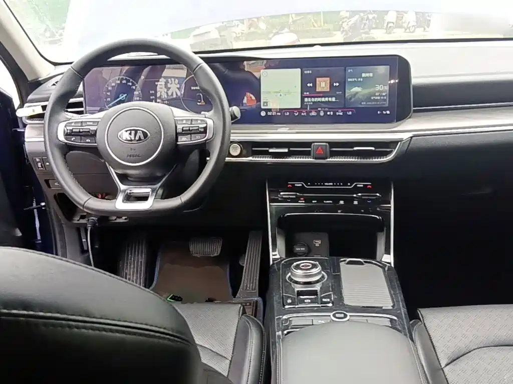 Kia K5 — миниатюра 10