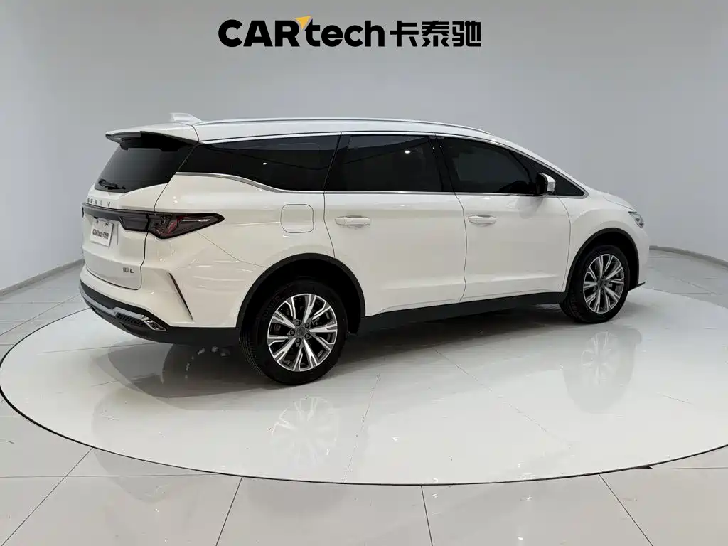 Geely Jia Ji — миниатюра 5