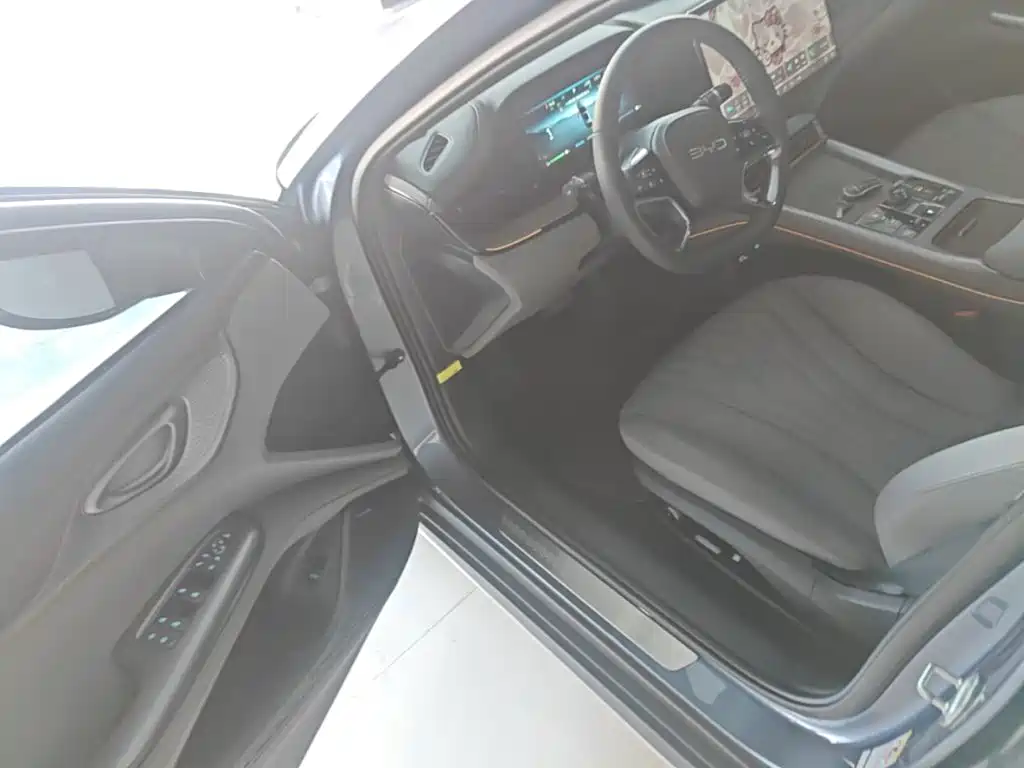 BYD Seal — миниатюра 16