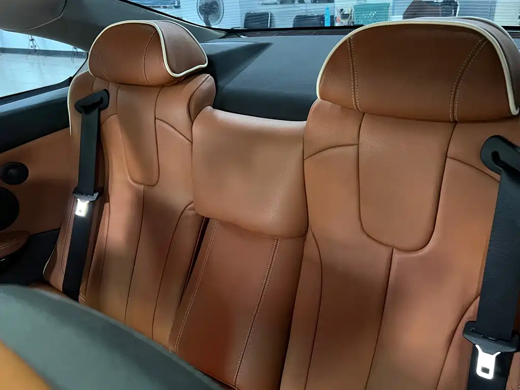BMW 6 Series — миниатюра 9