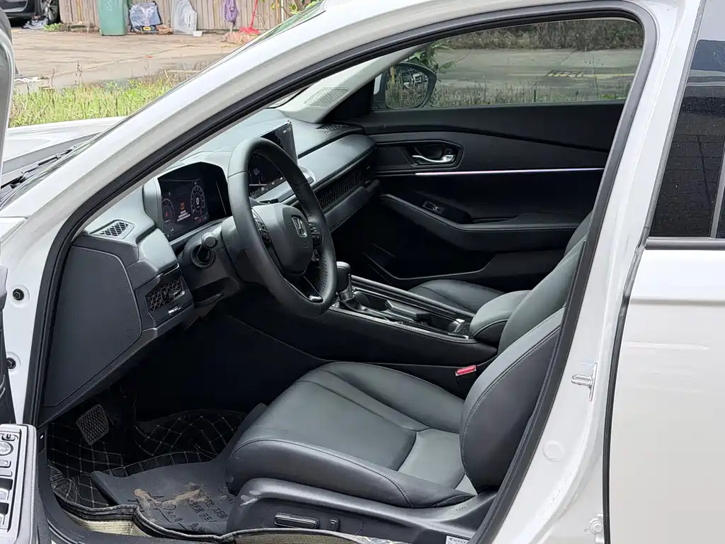 Honda Accord — миниатюра 7
