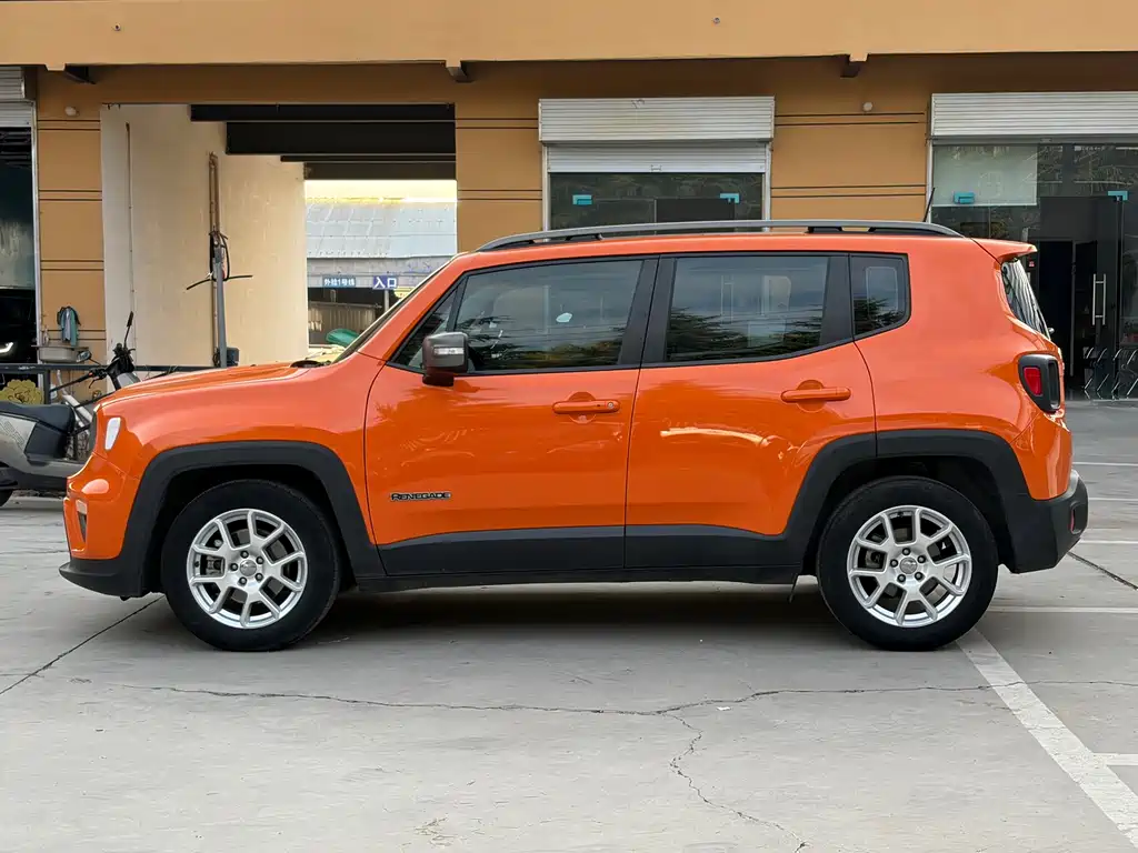 Jeep Renegade — миниатюра 15