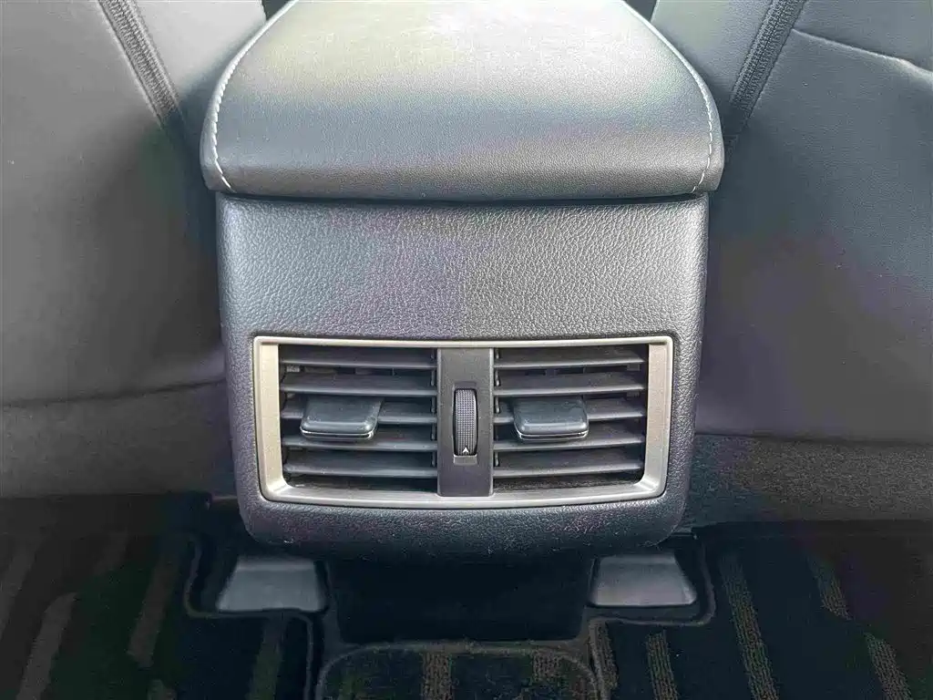 Lexus NX — миниатюра 22